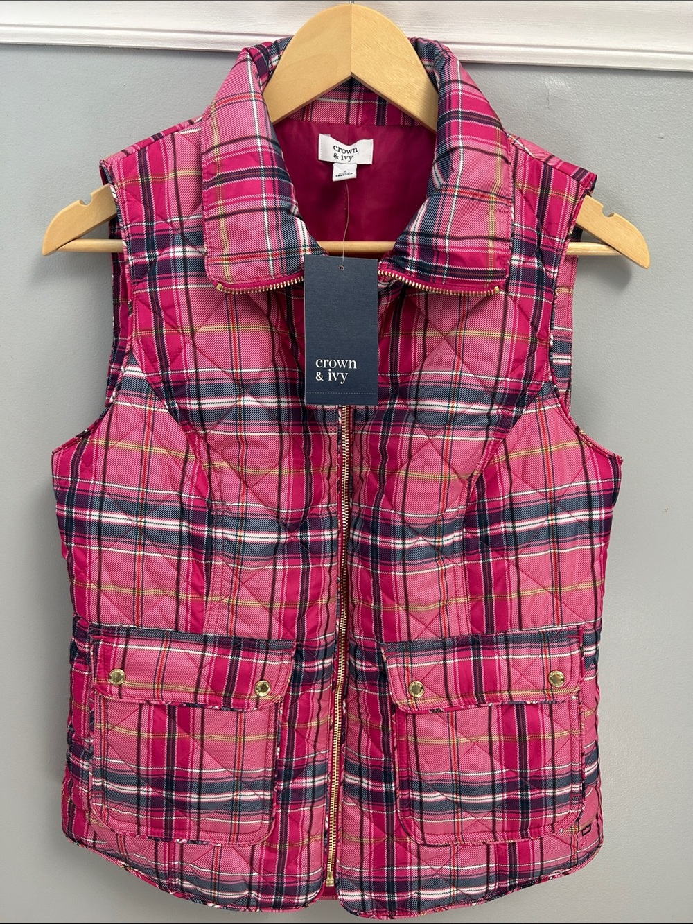 Crown & Ivy Pink Plaid Quilted Puffer Vest Full Zip Gold Snap Pockets NEW